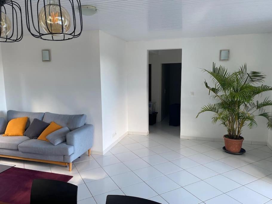 Les Terrasses De Maelle - Jolie Villa F4 Vue Mer Riviere-Salee 外观 照片