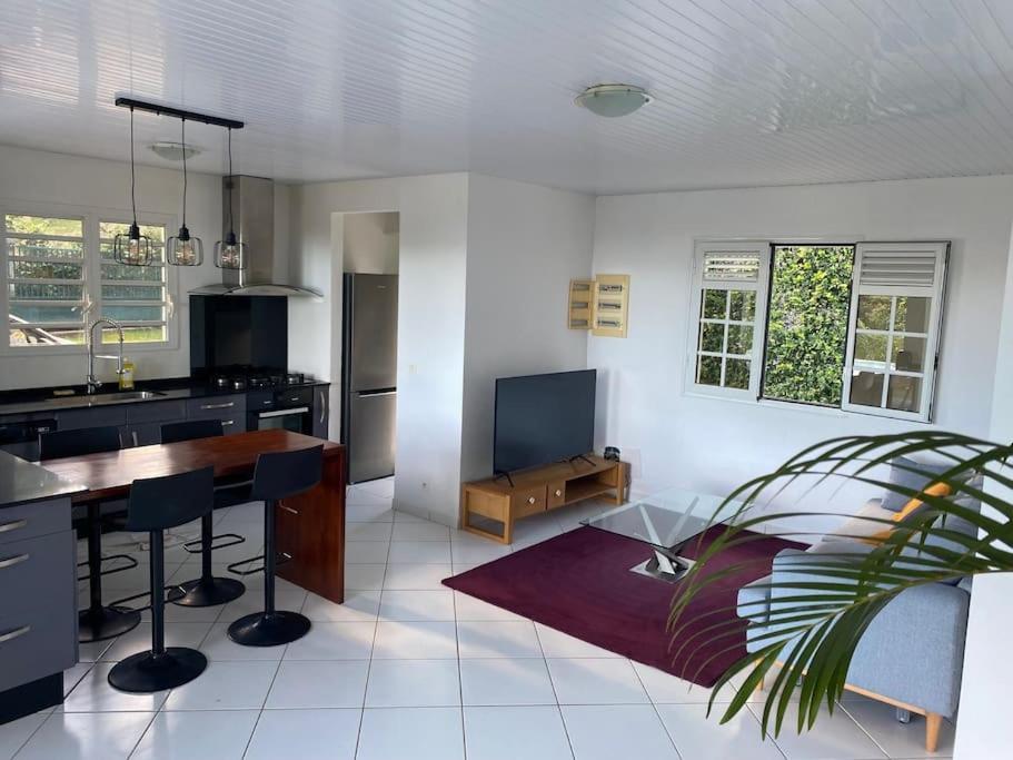 Les Terrasses De Maelle - Jolie Villa F4 Vue Mer Riviere-Salee 外观 照片